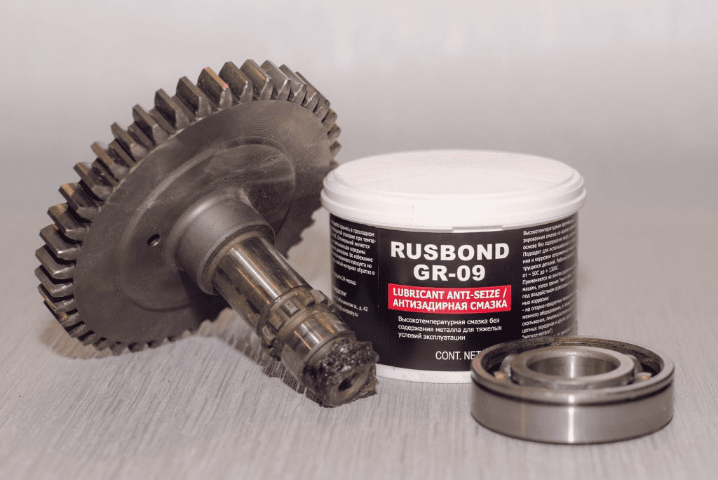 RusBond GR-09 1кг смазка высокотемпературная без содержания металла для тяжелых условий эксплуатации